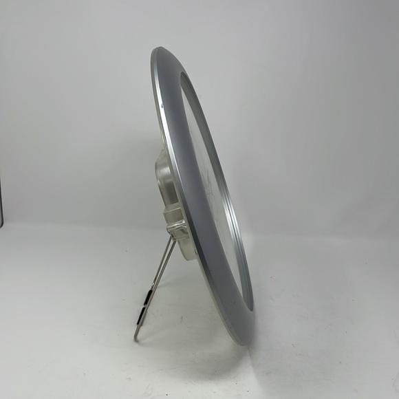 UNC Tar Heel Clock Battery Operated 13” Diameter - Picture 4 of 13